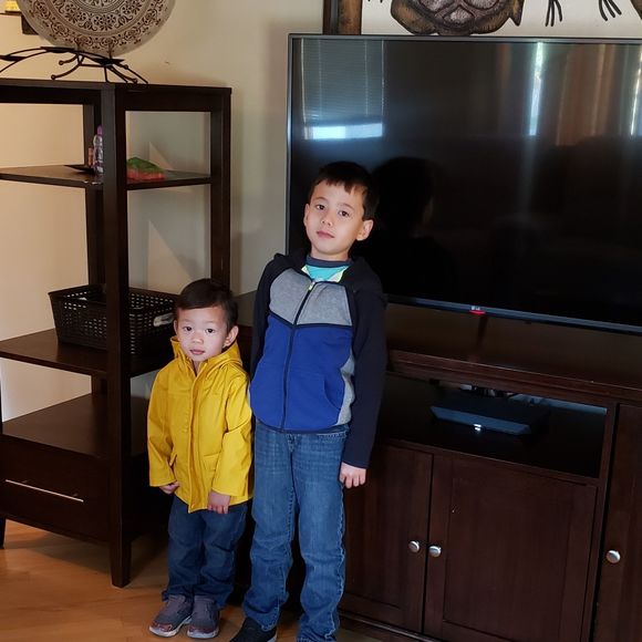 Meet your Posher, Mel - Picture 1 of 1